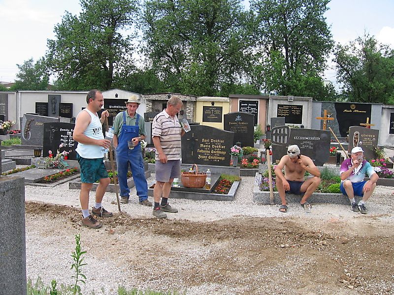 bauarbeiten friedhof 20141017 1308527169